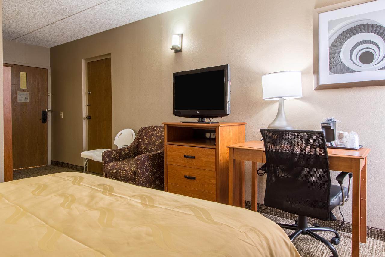 Greenridge Hotel Wickliffe Екстериор снимка