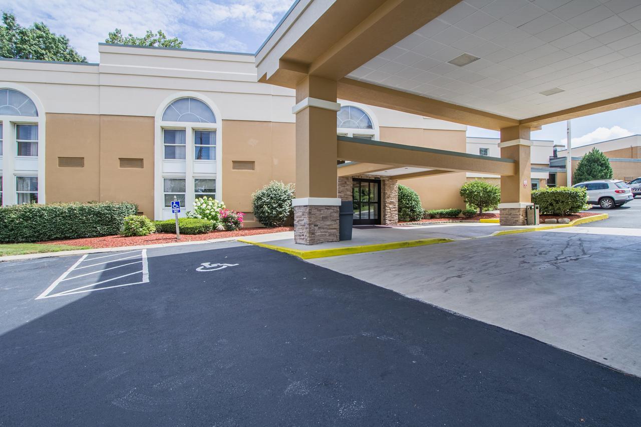 Greenridge Hotel Wickliffe Екстериор снимка