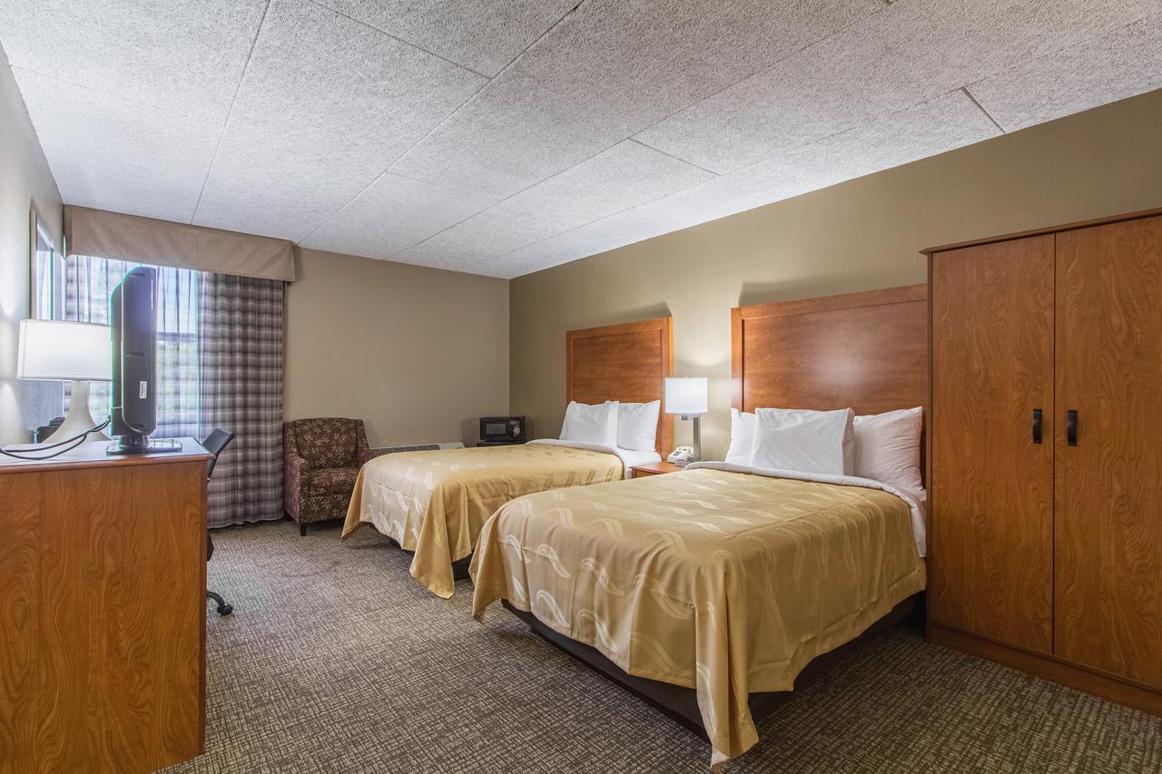 Greenridge Hotel Wickliffe Екстериор снимка